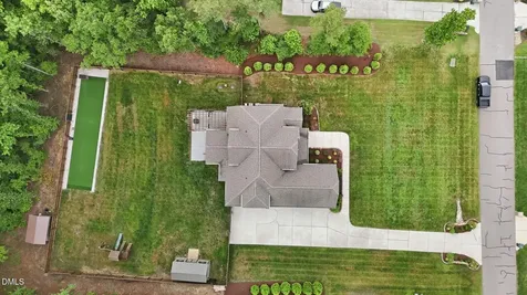 1537 Sweetwater Lane Raleigh NC 27610
