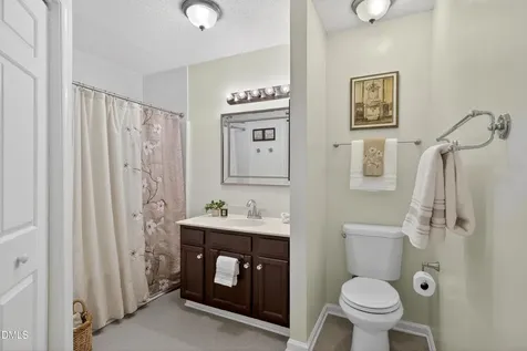 5313 Thistlebrook Court Raleigh NC 27610