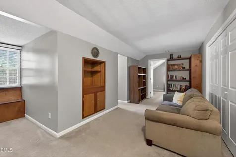 5313 Thistlebrook Court Raleigh NC 27610