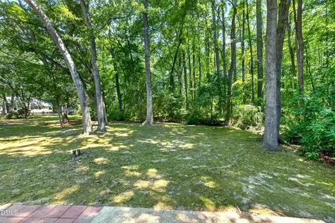5313 Thistlebrook Court Raleigh NC 27610