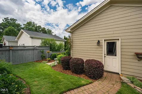 434 Tobacco Farm Way Chapel Hill NC 27516