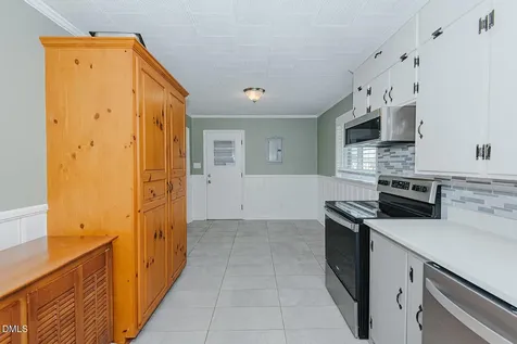 243 Nicks Street Graham NC 27253