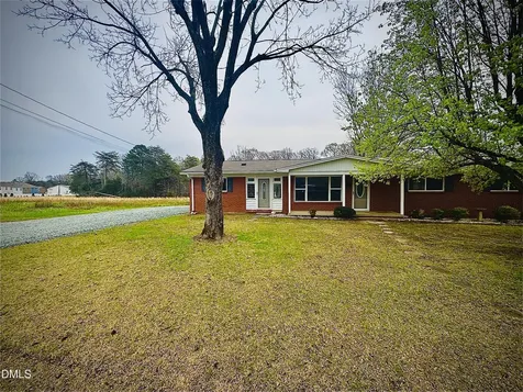 243 Nicks Street Graham NC 27253