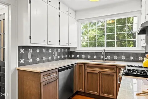 421 Ward Street Graham NC 27253
