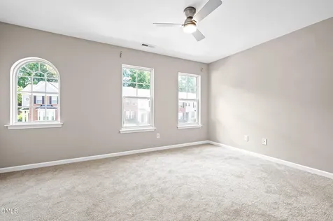 8472 Central Drive Raleigh NC 27613