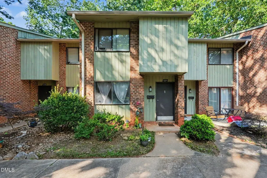 1231 Teakwood Place Raleigh NC 27606