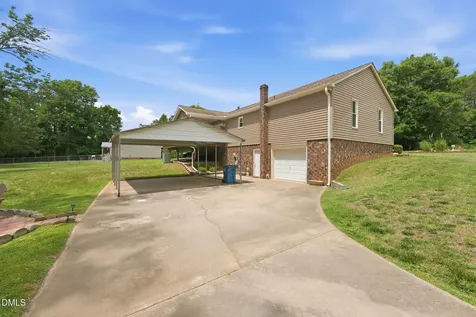 3124 Oakridge Drive Graham NC 27253