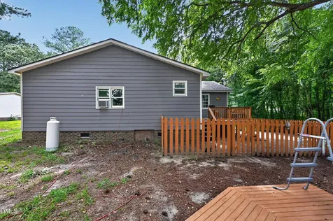 109 Snowden Street Princeville NC 27886