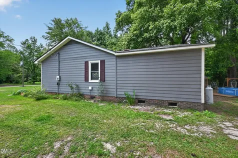 109 Snowden Street Princeville NC 27886