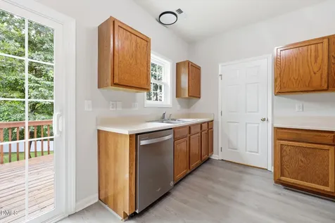 103 Castlebridge Court Apex NC 27502