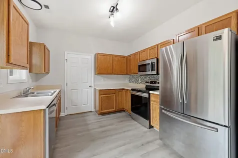 103 Castlebridge Court Apex NC 27502