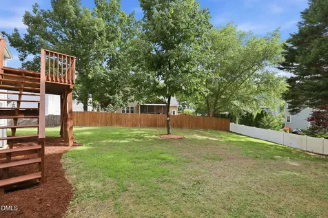 103 Castlebridge Court Apex NC 27502