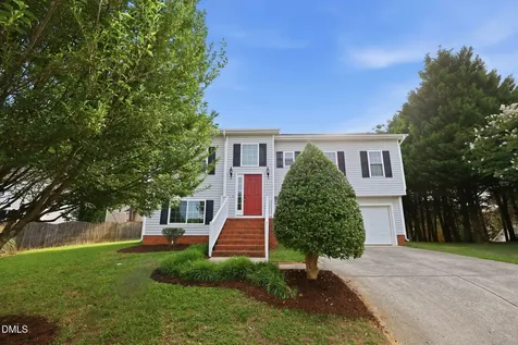 103 Castlebridge Court Apex NC 27502