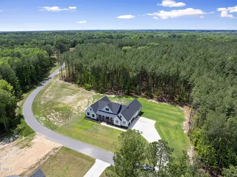 25 Downes Trail Selma NC 27576
