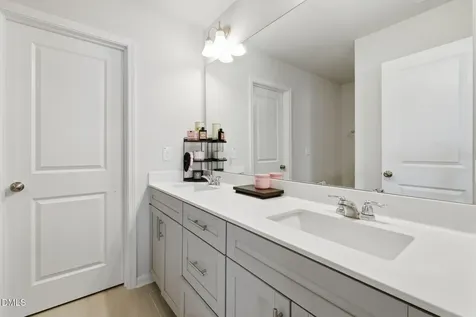 6237 Truxton Lane Raleigh NC 27616