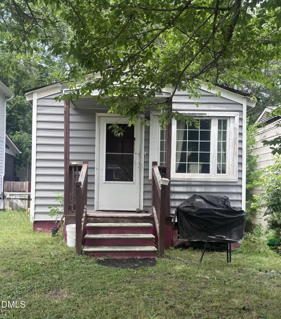 1509 Joe Louis Avenue Raleigh NC 27610