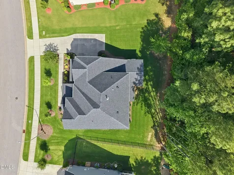 1121 Manchaca Loop Apex NC 27539