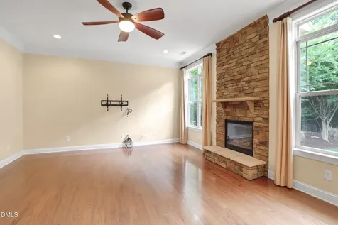 328 Briarfield Apex NC 27502