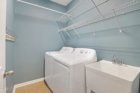 328 Briarfield Apex NC 27502