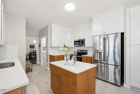 204 Roebling Lane Cary NC 27513