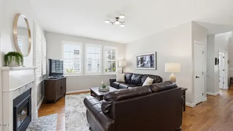 204 Roebling Lane Cary NC 27513