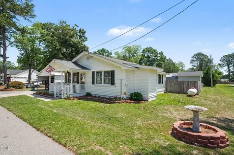 106 N Fort Street Pikeville NC 27863