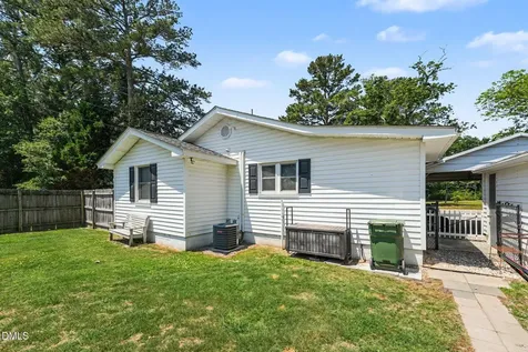 106 N Fort Street Pikeville NC 27863