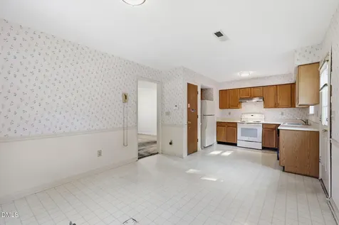 2338 Bedford Street Durham NC 27707