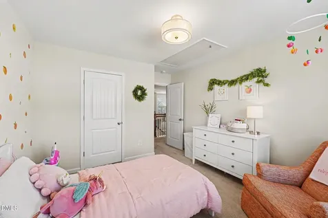 1932 Sinclair Trace Burlington NC 27215