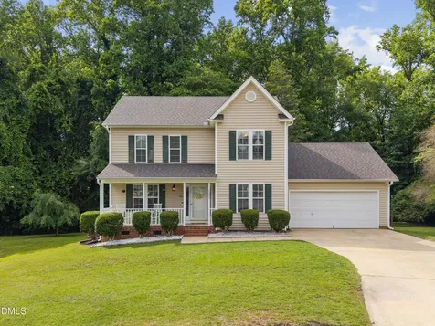 1301 E Stonemason Drive Fuquay Varina NC 27526