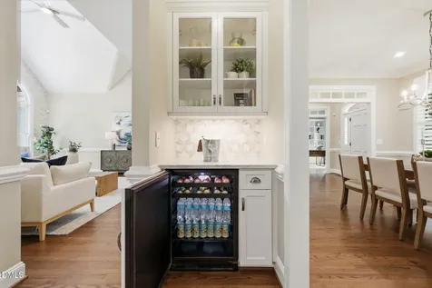 305 Southglen Drive Cary NC 27518