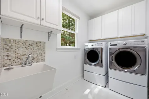 305 Southglen Drive Cary NC 27518