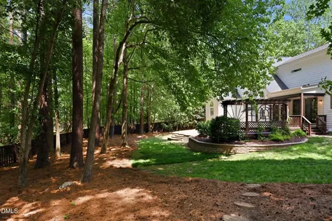 305 Southglen Drive Cary NC 27518