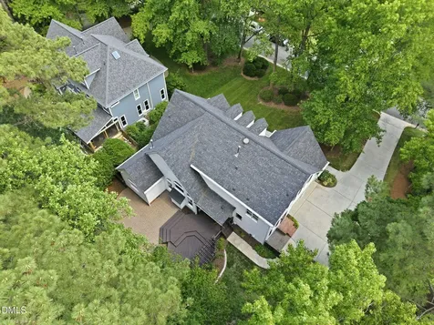 305 Southglen Drive Cary NC 27518