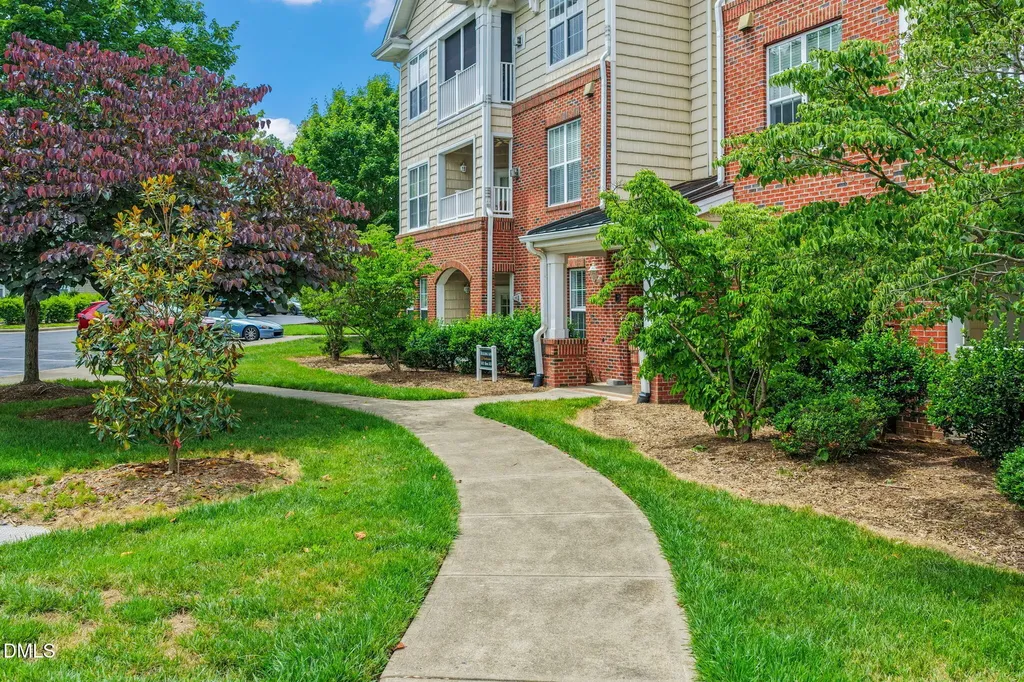 1423 Arborgate Circle Chapel Hill NC 27514