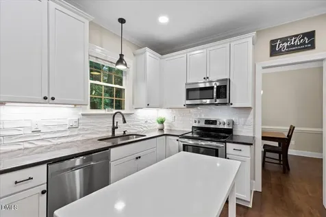 1809 Misty Hollow Lane Apex NC 27502