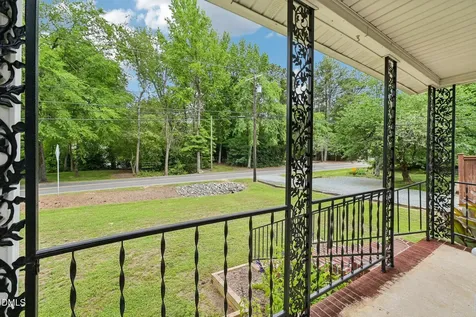 109 Estes Drive Carrboro NC 27510