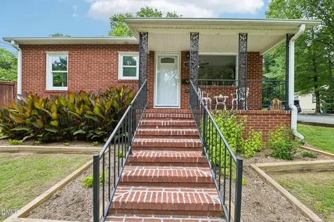 109 Estes Drive Carrboro NC 27510