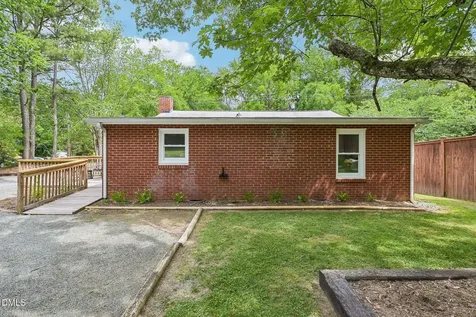 109 Estes Drive Carrboro NC 27510