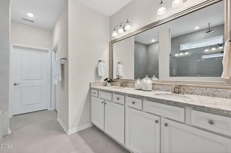 2117 Bigleaf Maple Run Fuquay Varina NC 27526