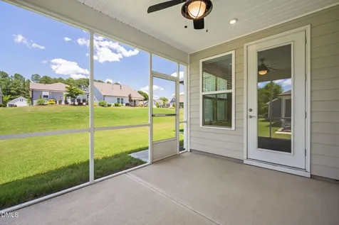 2117 Bigleaf Maple Run Fuquay Varina NC 27526