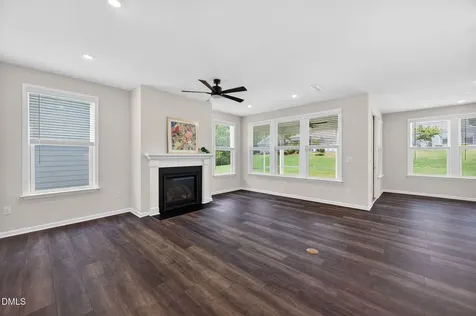 2117 Bigleaf Maple Run Fuquay Varina NC 27526