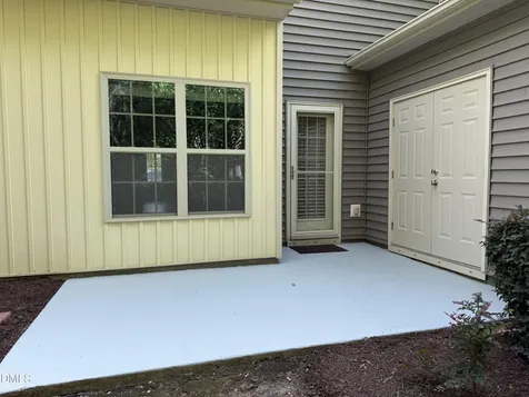 121 Cypress Hill Lane Holly Springs NC 27540