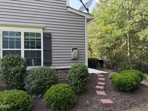121 Cypress Hill Lane Holly Springs NC 27540