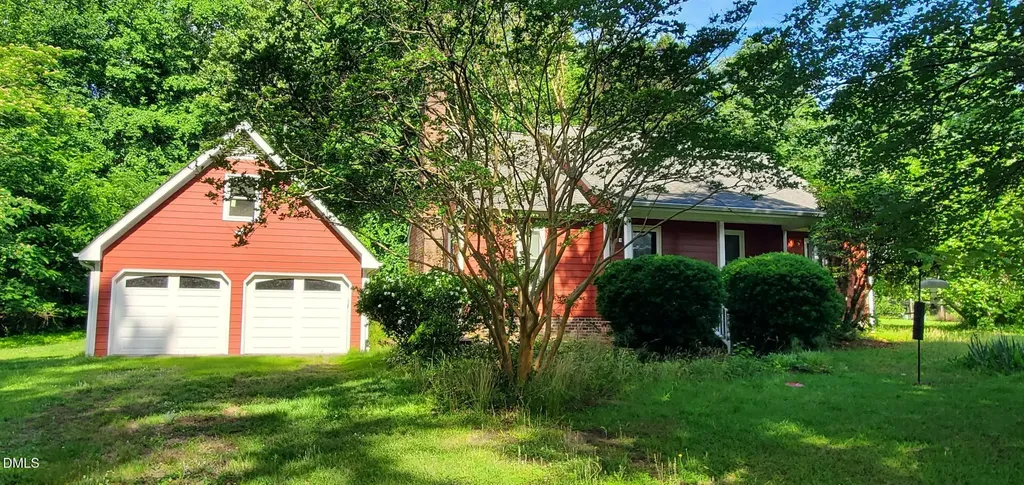 104 Long Street Fuquay Varina NC 27526