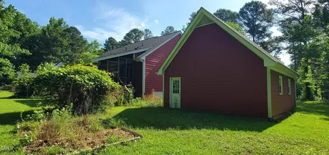 104 Long Street Fuquay Varina NC 27526