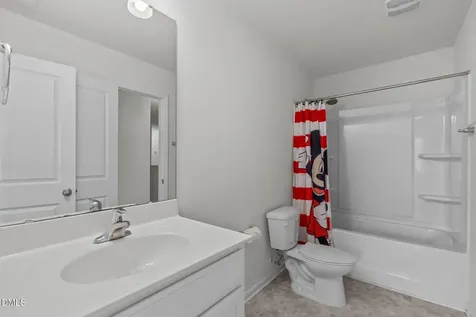 1017 Milkweed Court Zebulon NC 27597