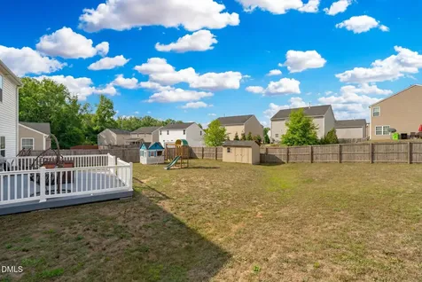 1017 Milkweed Court Zebulon NC 27597