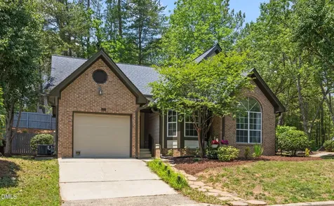 111 Carriage Circle Chapel Hill NC 27514