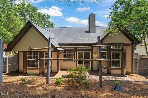 111 Carriage Circle Chapel Hill NC 27514